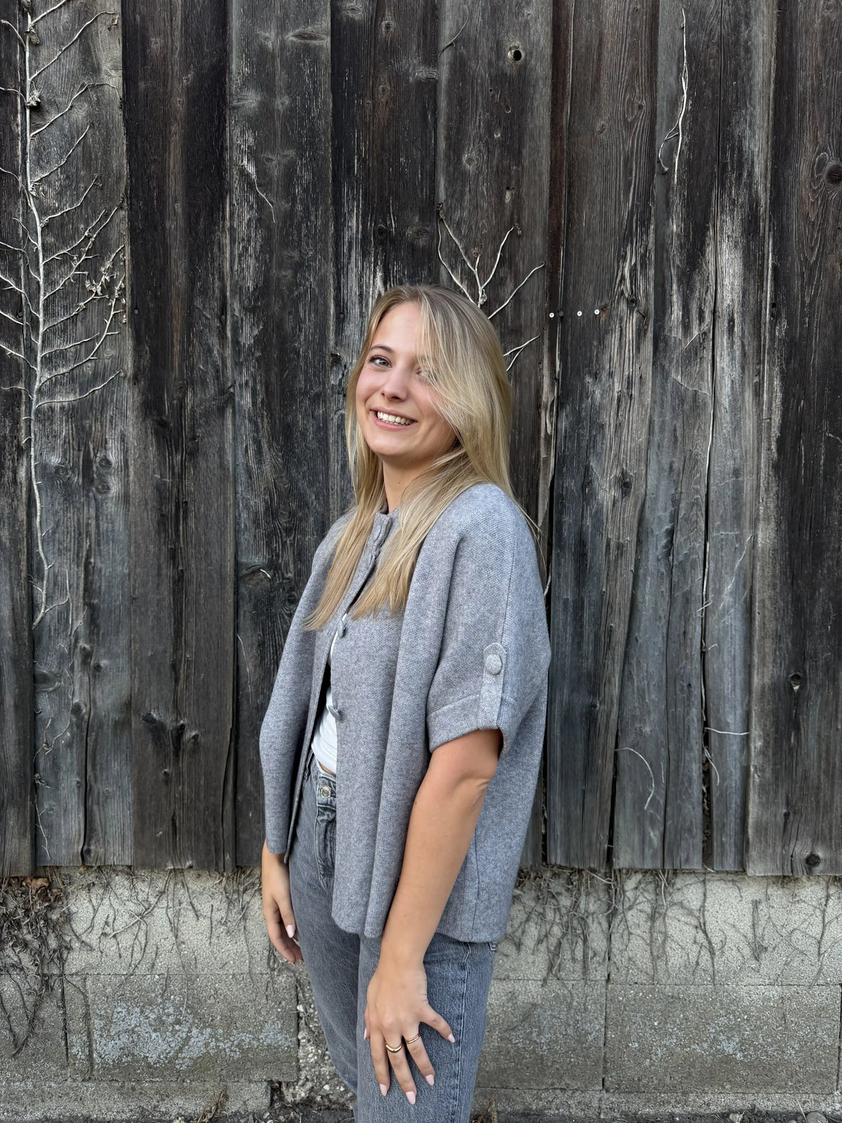 Weste "Button Cape" Grau