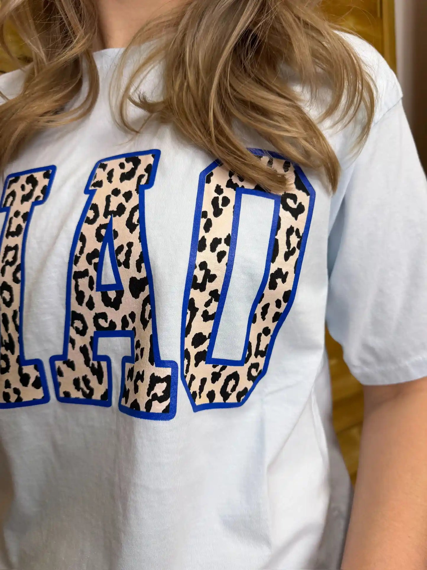 T-Shirt "Ciao Leo" Weiß