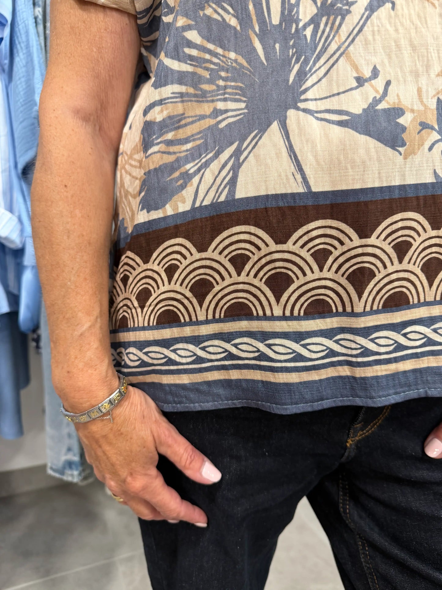 Shirt "Natural Bloom" Hellblau