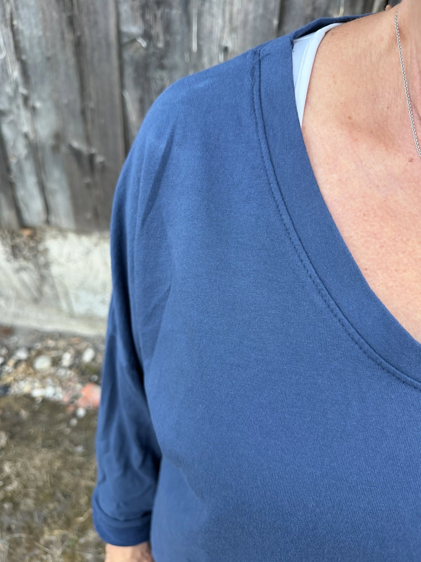 Langarmshirt "Nietentasche" Navy