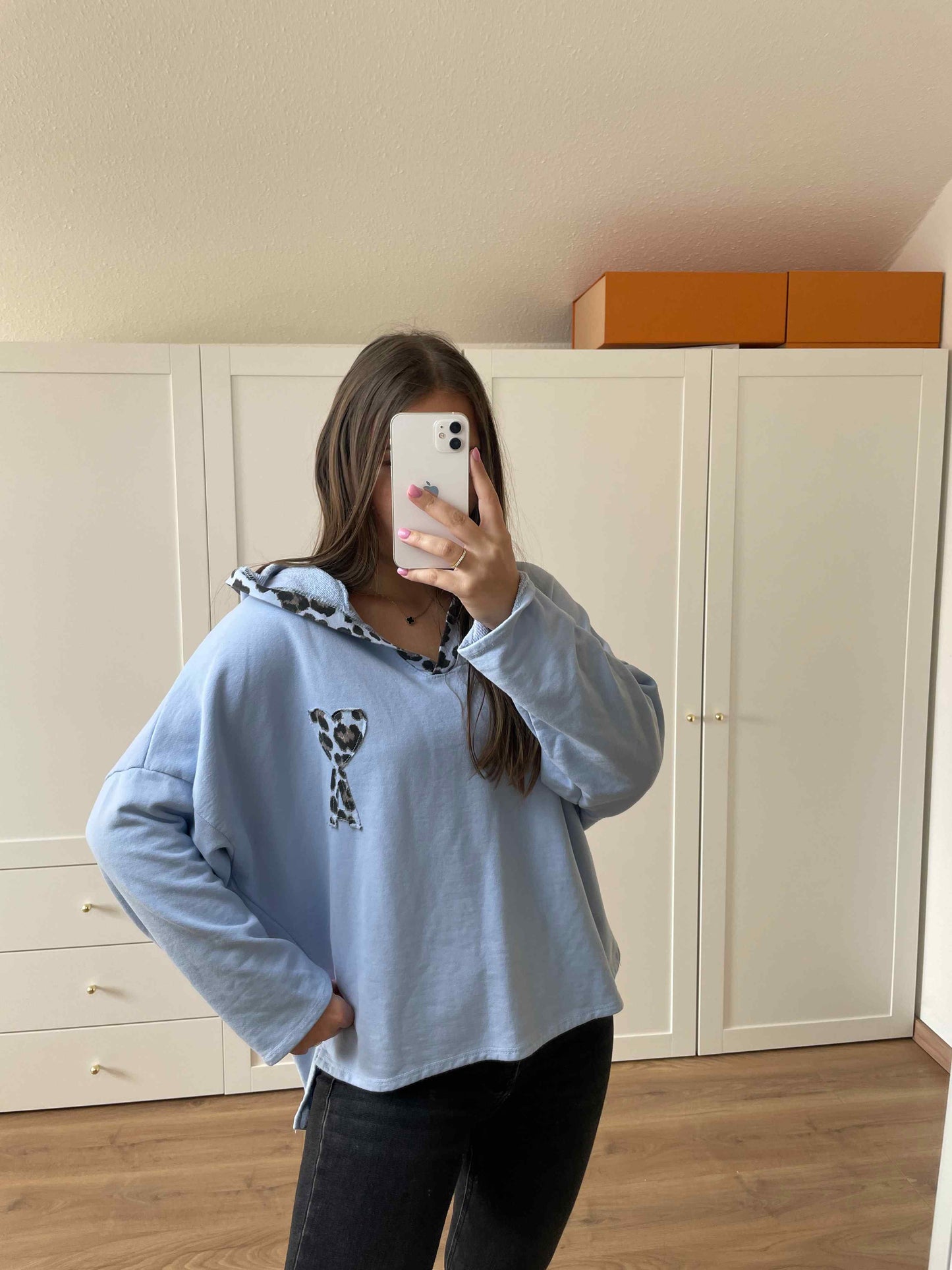 Kapuzenpullover "A" Hellblau