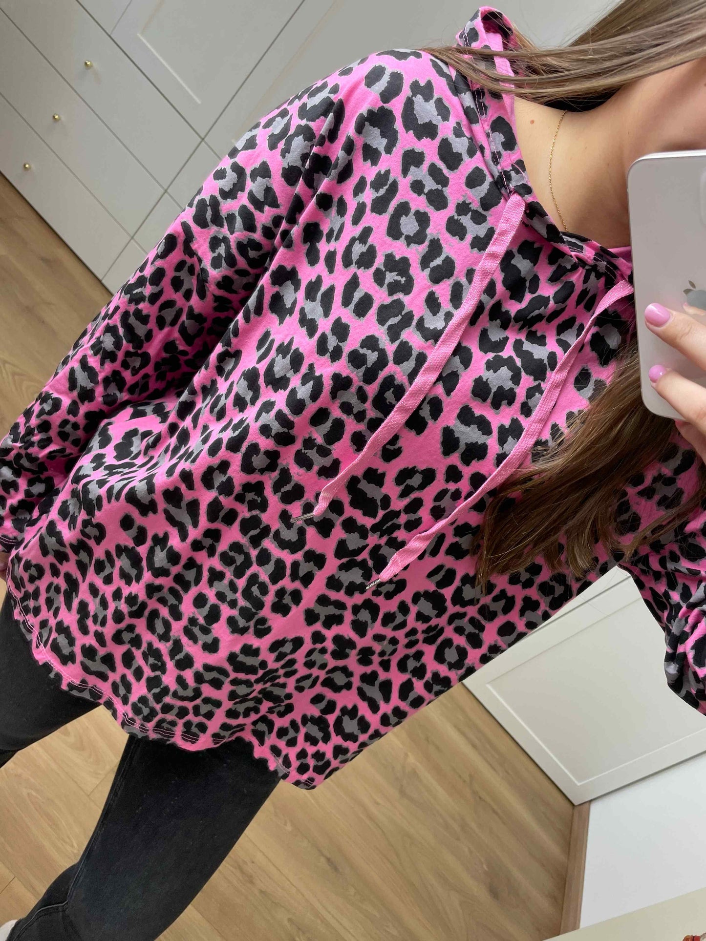 Kapuzenpullover "Leo" Pink