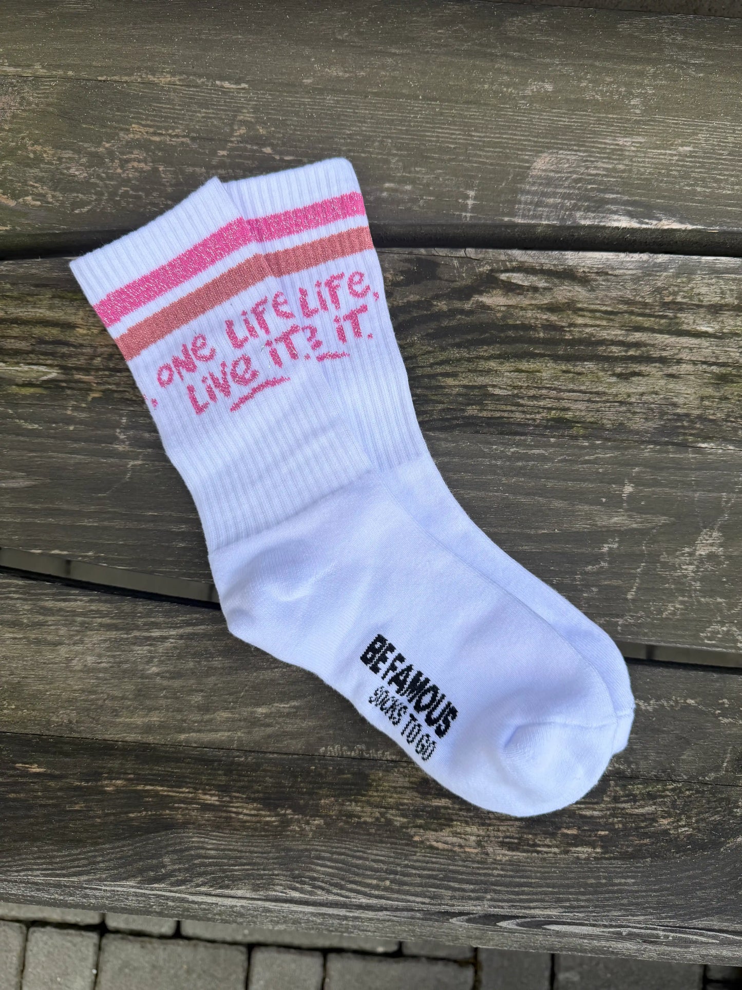 Socken "One Life, live it?"