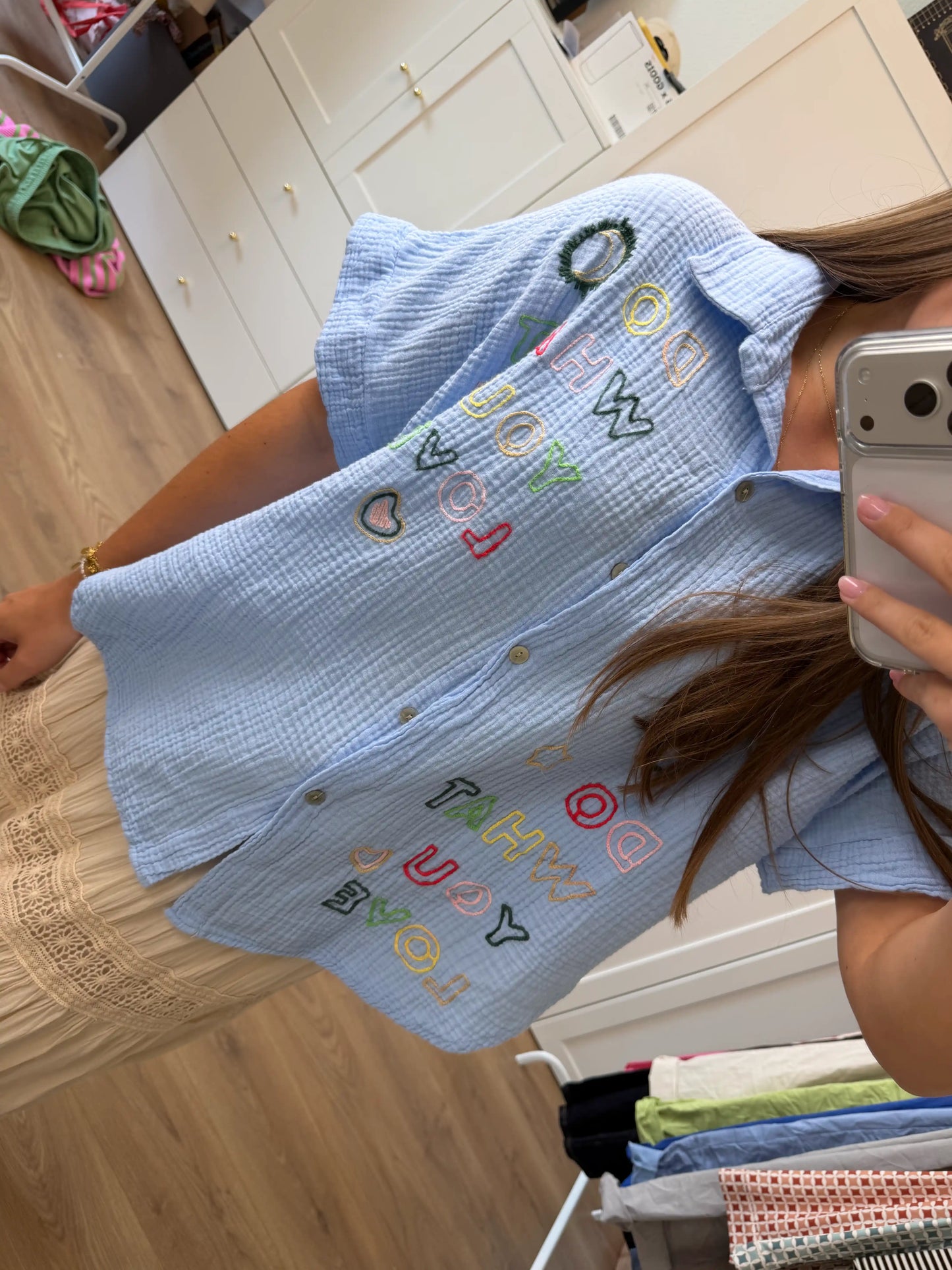 Musselinbluse "Dowhatyolove" Hellblau