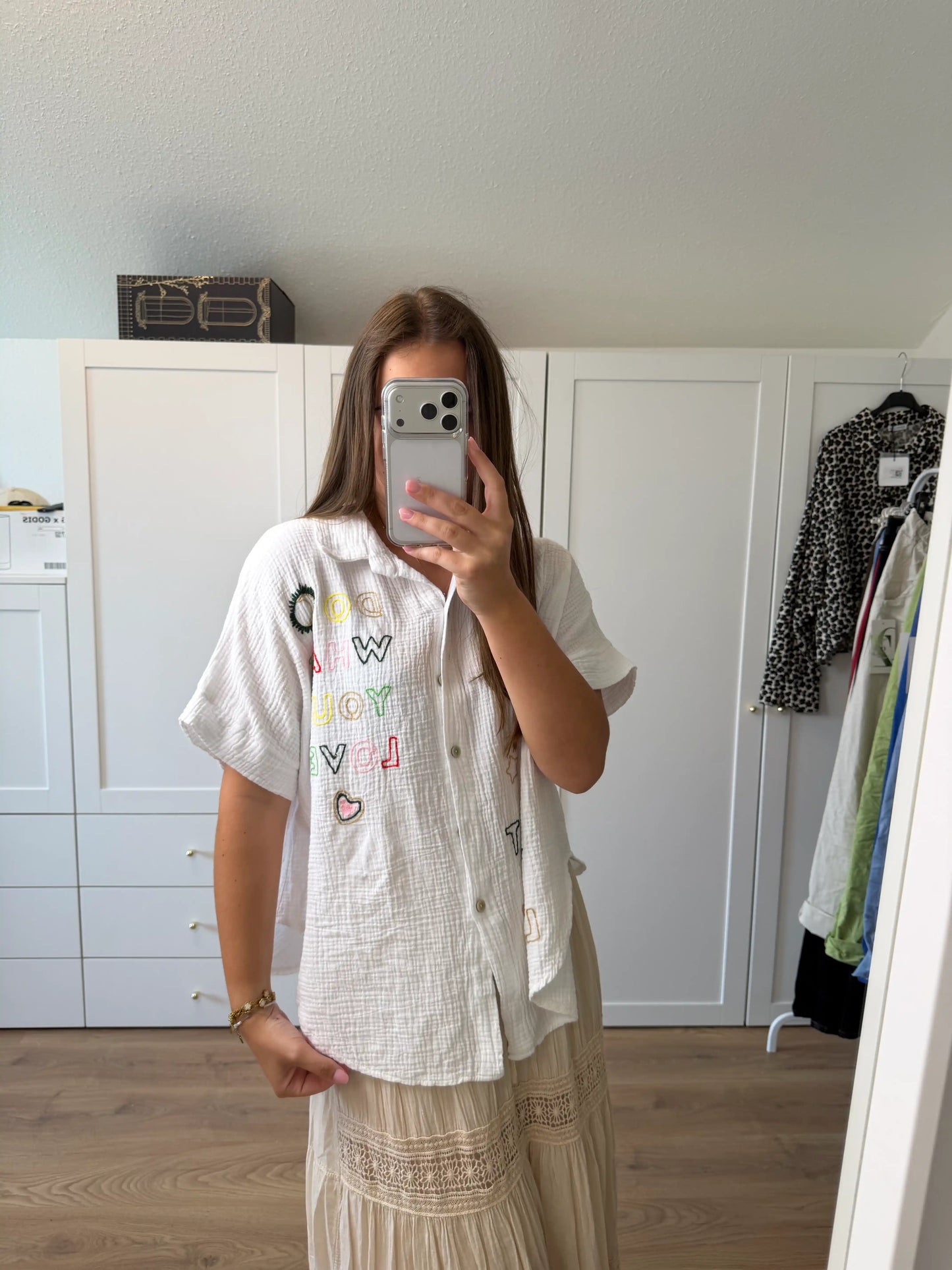 Musselinbluse "Dowhatyolove" Weiß