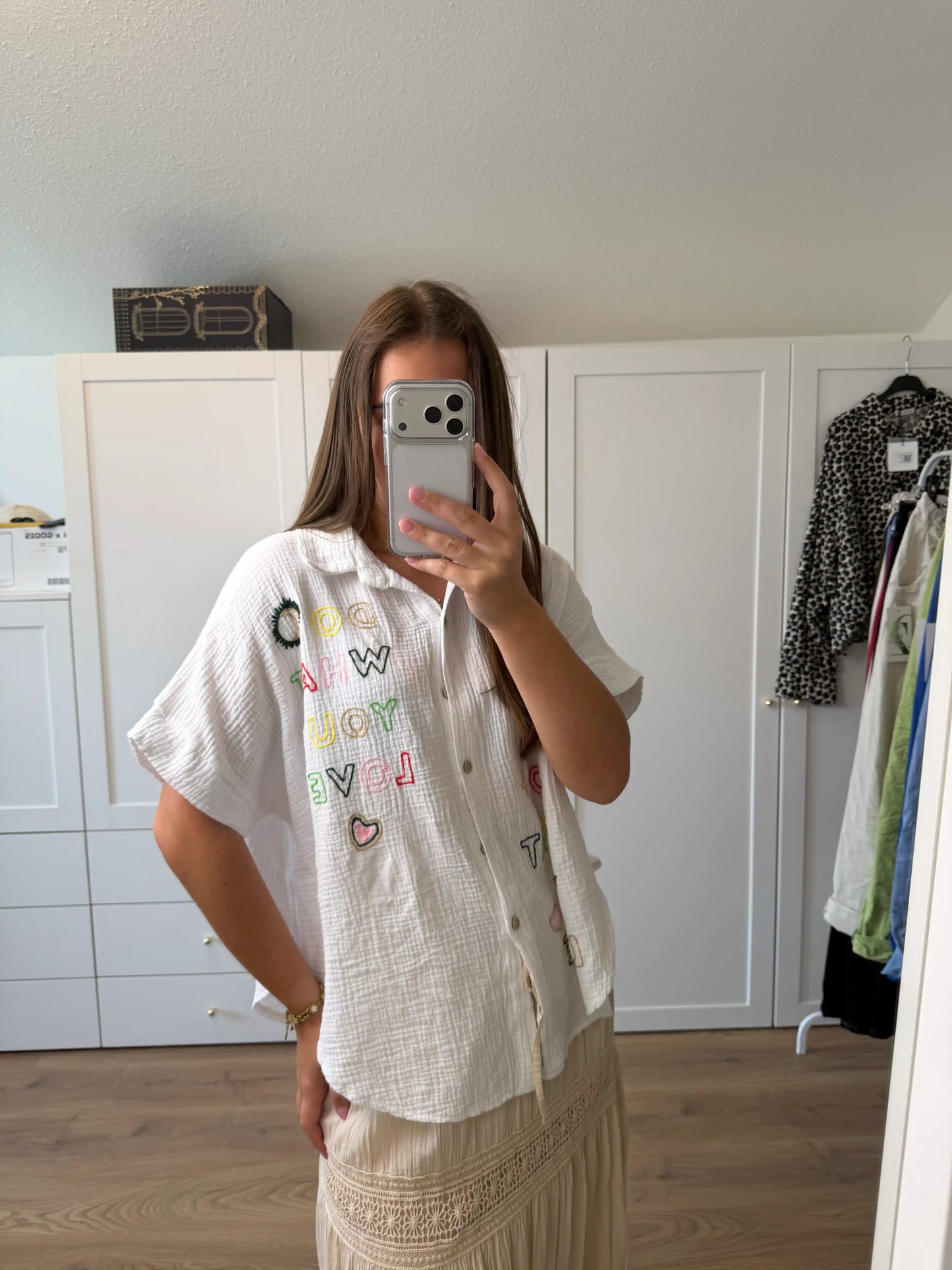 Musselinbluse "Dowhatyolove" Weiß