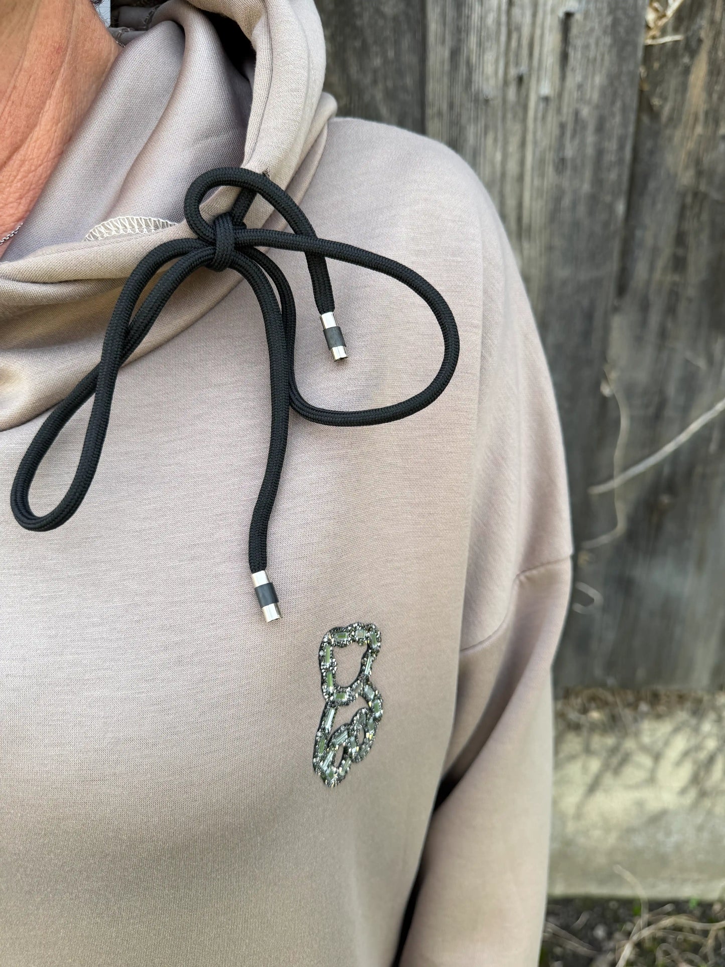 Rollkragenpullover "Glitzerbär" Taupe