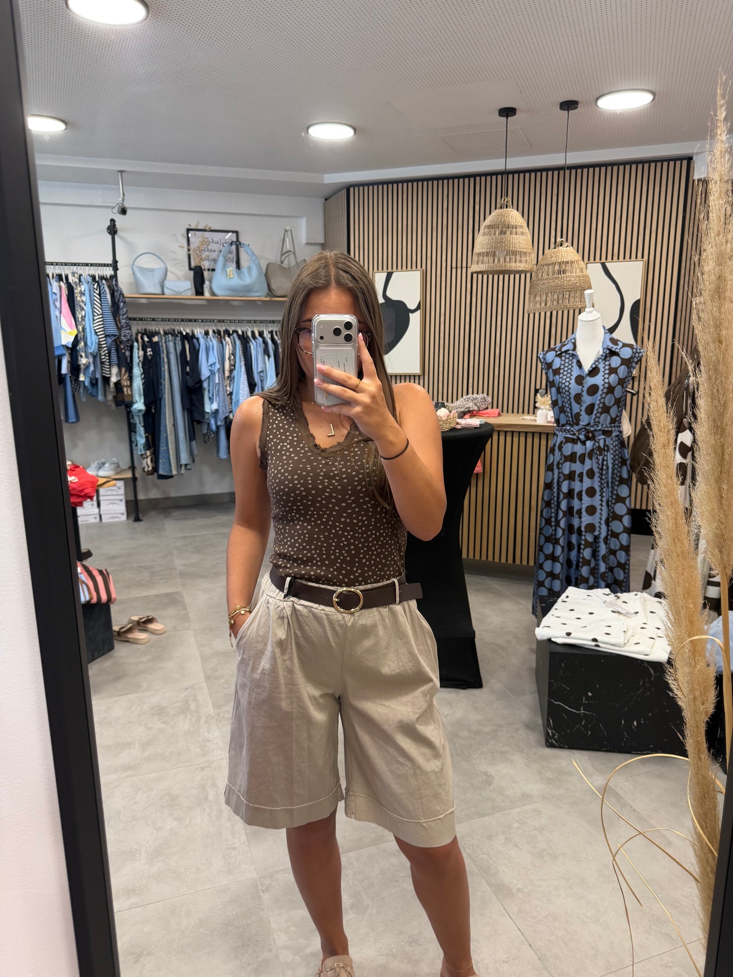Bermuda-Shorts Taupe
