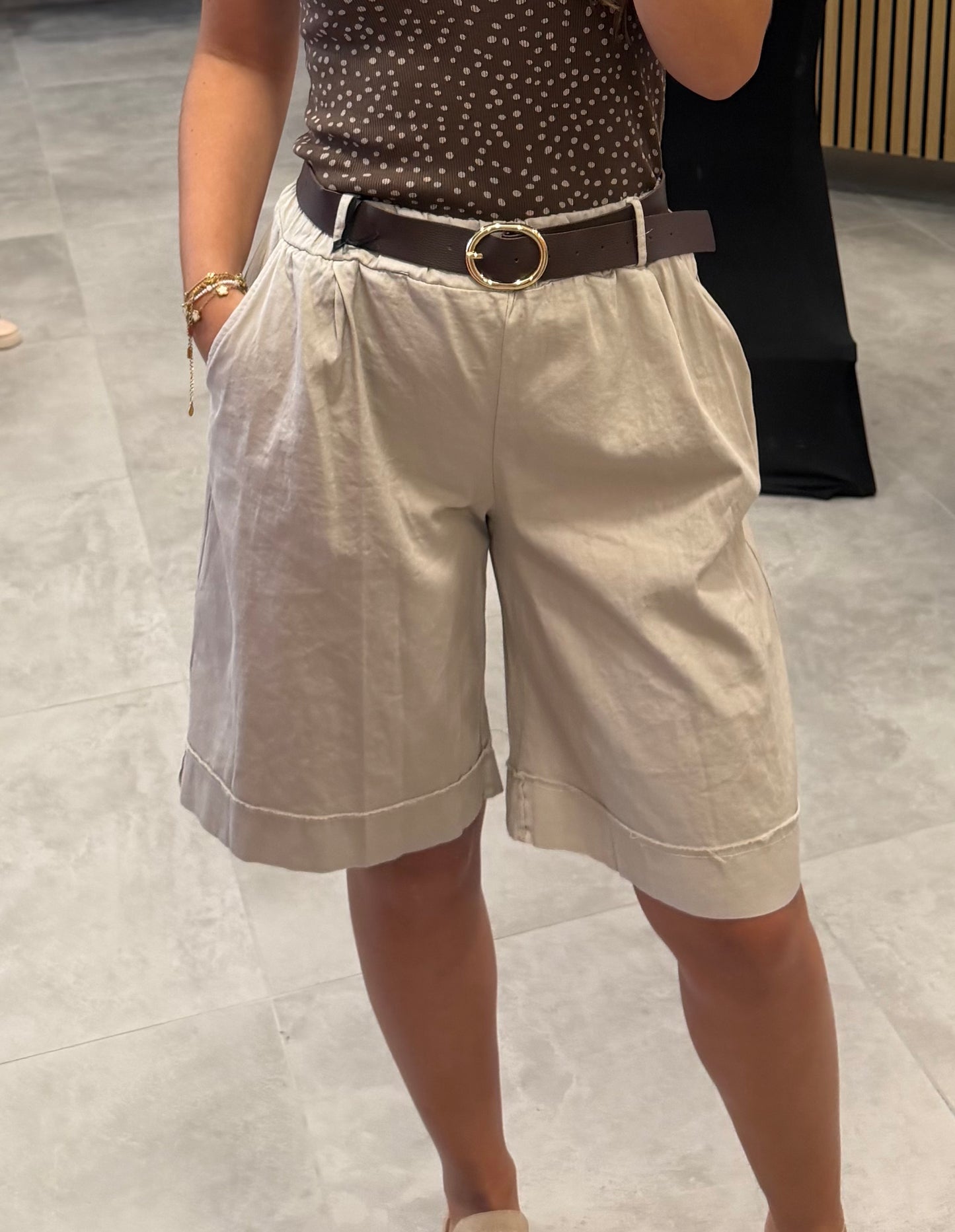 Bermuda-Shorts Taupe