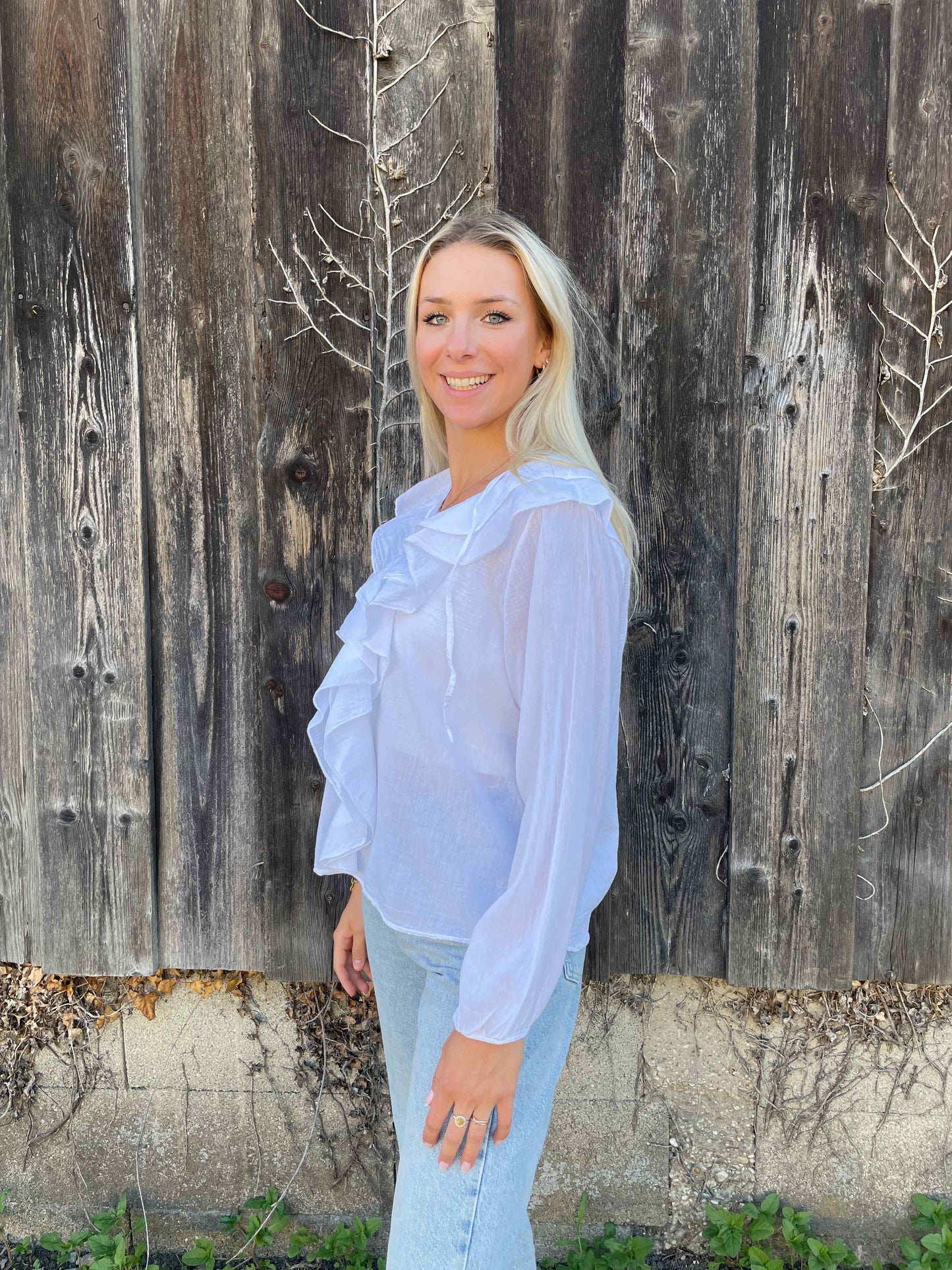 Bluse "Volant Vibes" Weiß