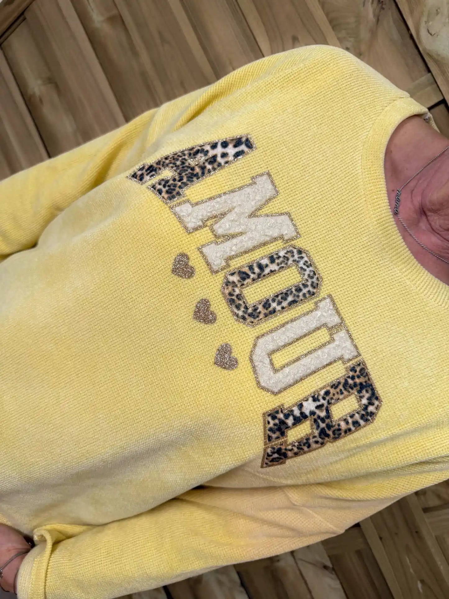 Pullover "Amour" Pastellgelb