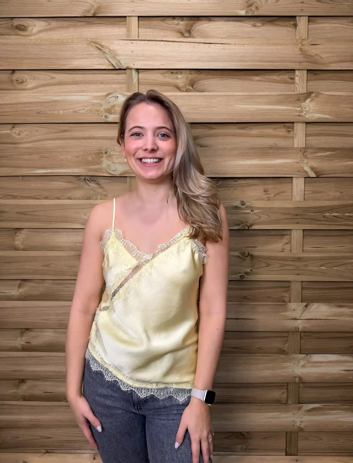 Lace-Top "Leonie" Pastellgelb