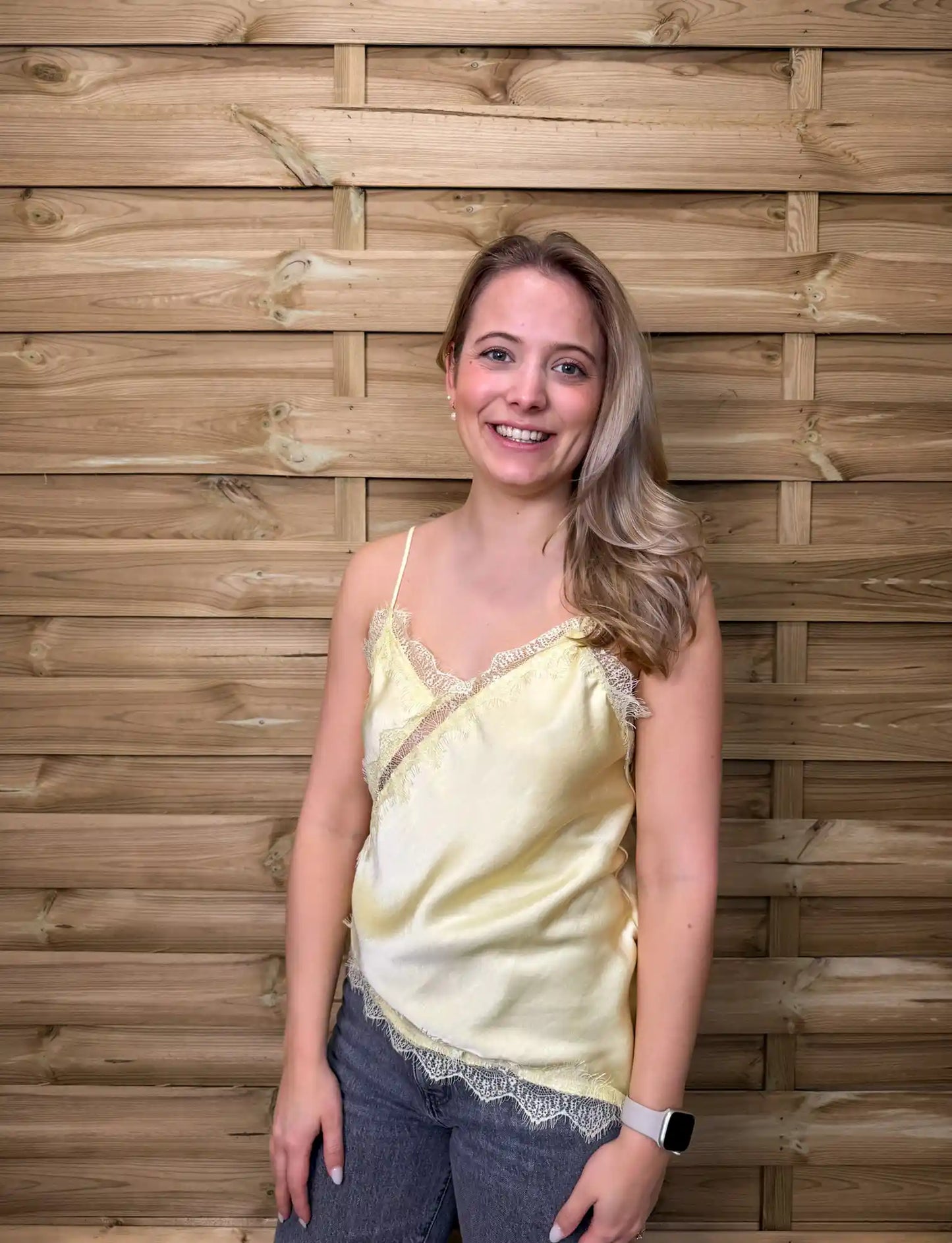 Lace-Top "Leonie" Pastellgelb