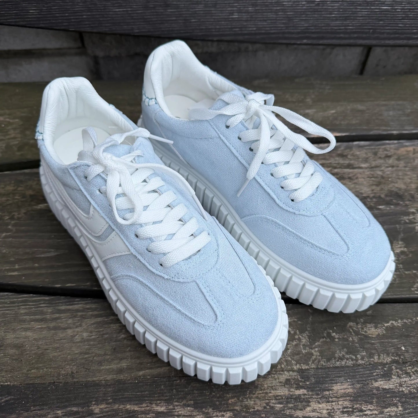 Sneaker "Spring" Hellblau