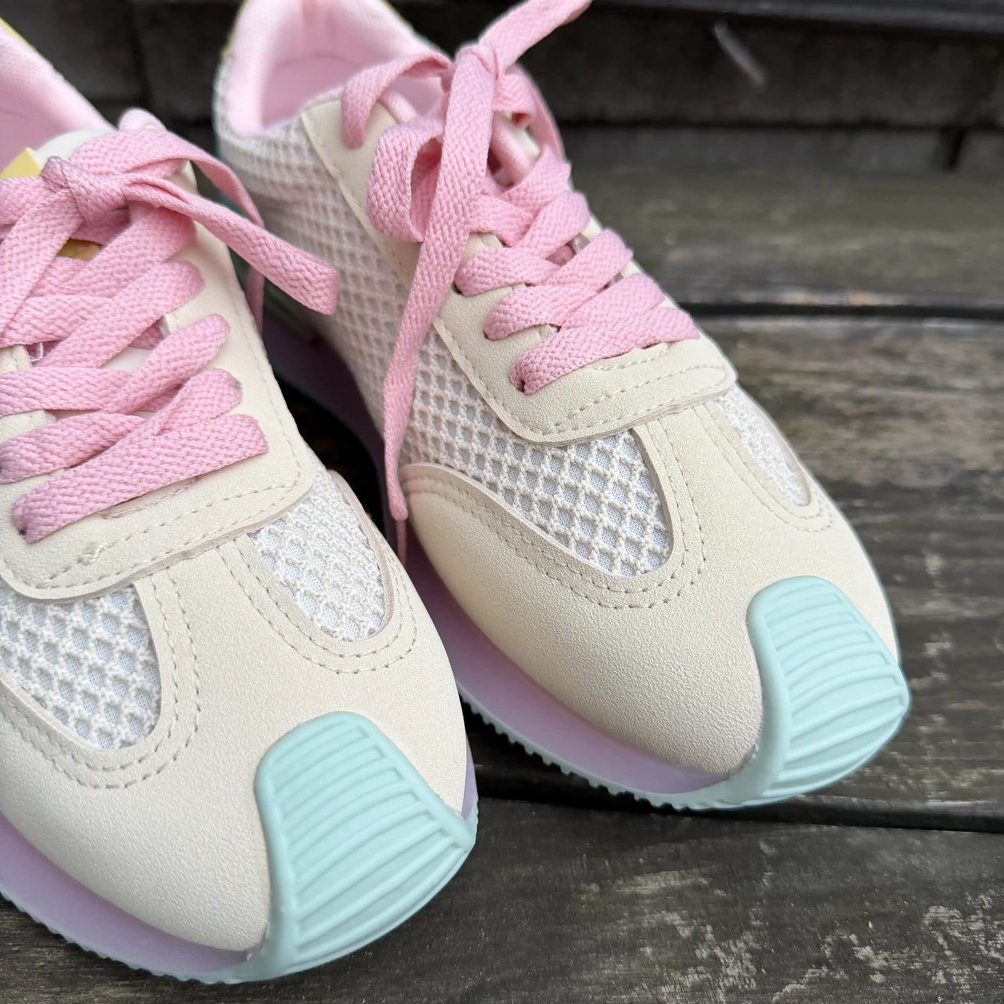 Sneaker "Pastell Lace"