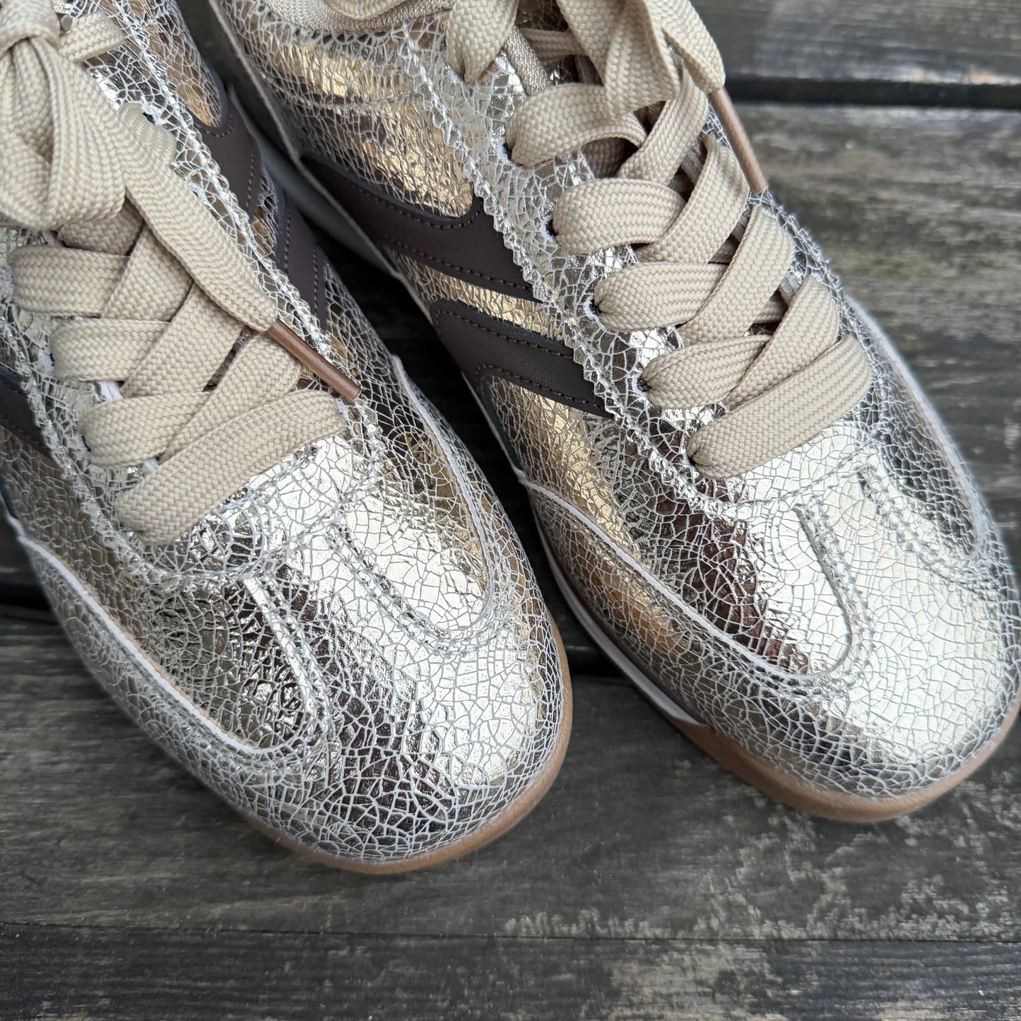 Sneaker "Crackle" Gold